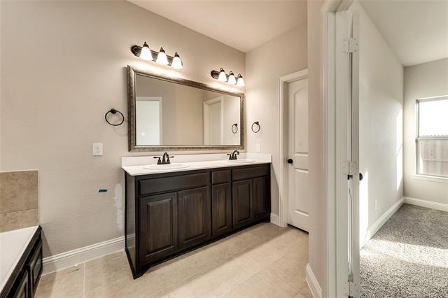 Building Photo - 619 Beechwood Dr