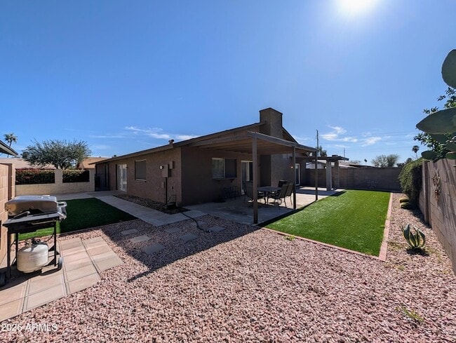 Building Photo - 10044 N 39th Ln