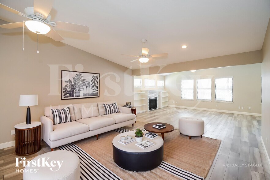 Building Photo - 11828 Merganser Way