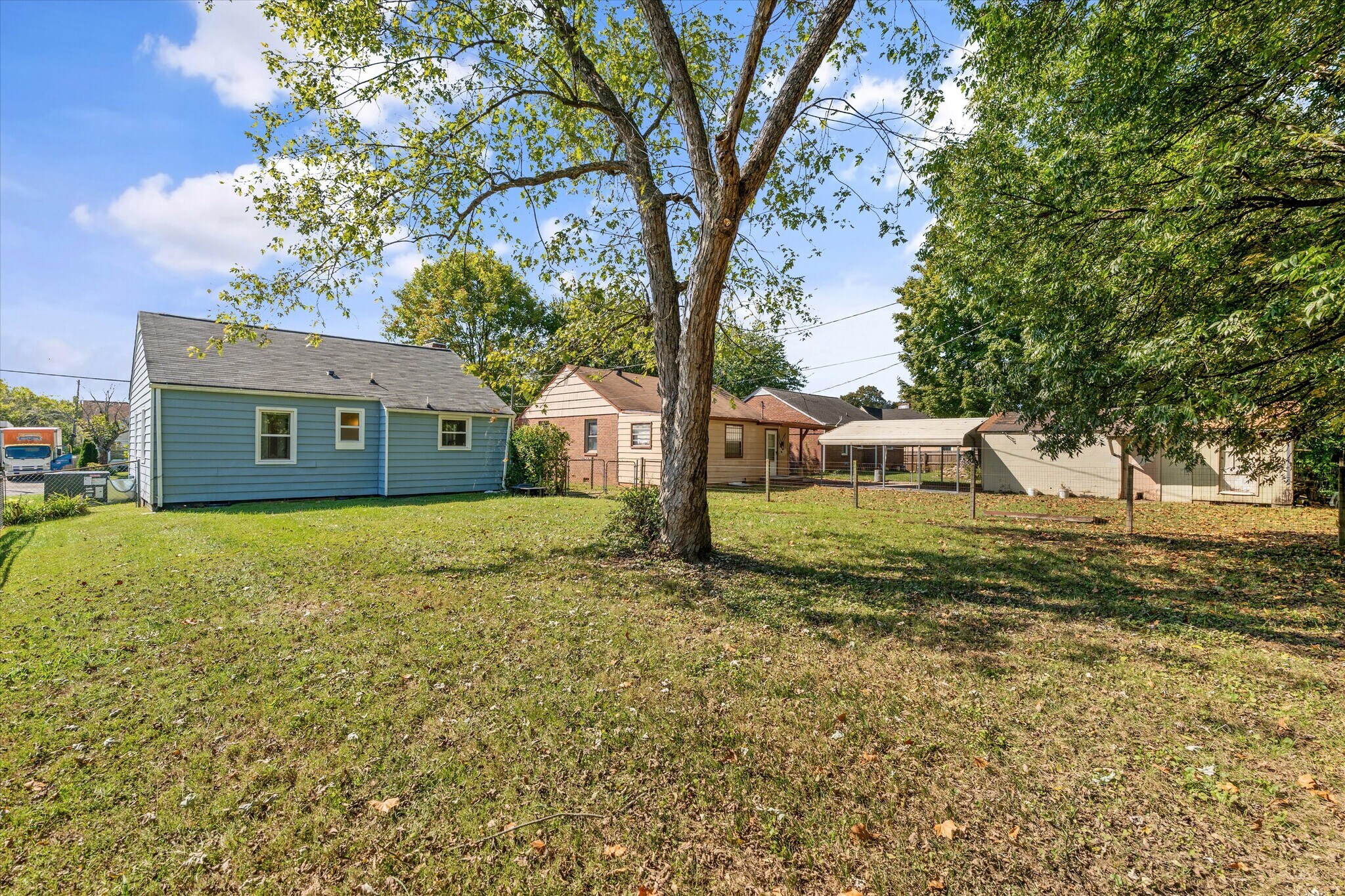Building Photo - 3312 Clearview St