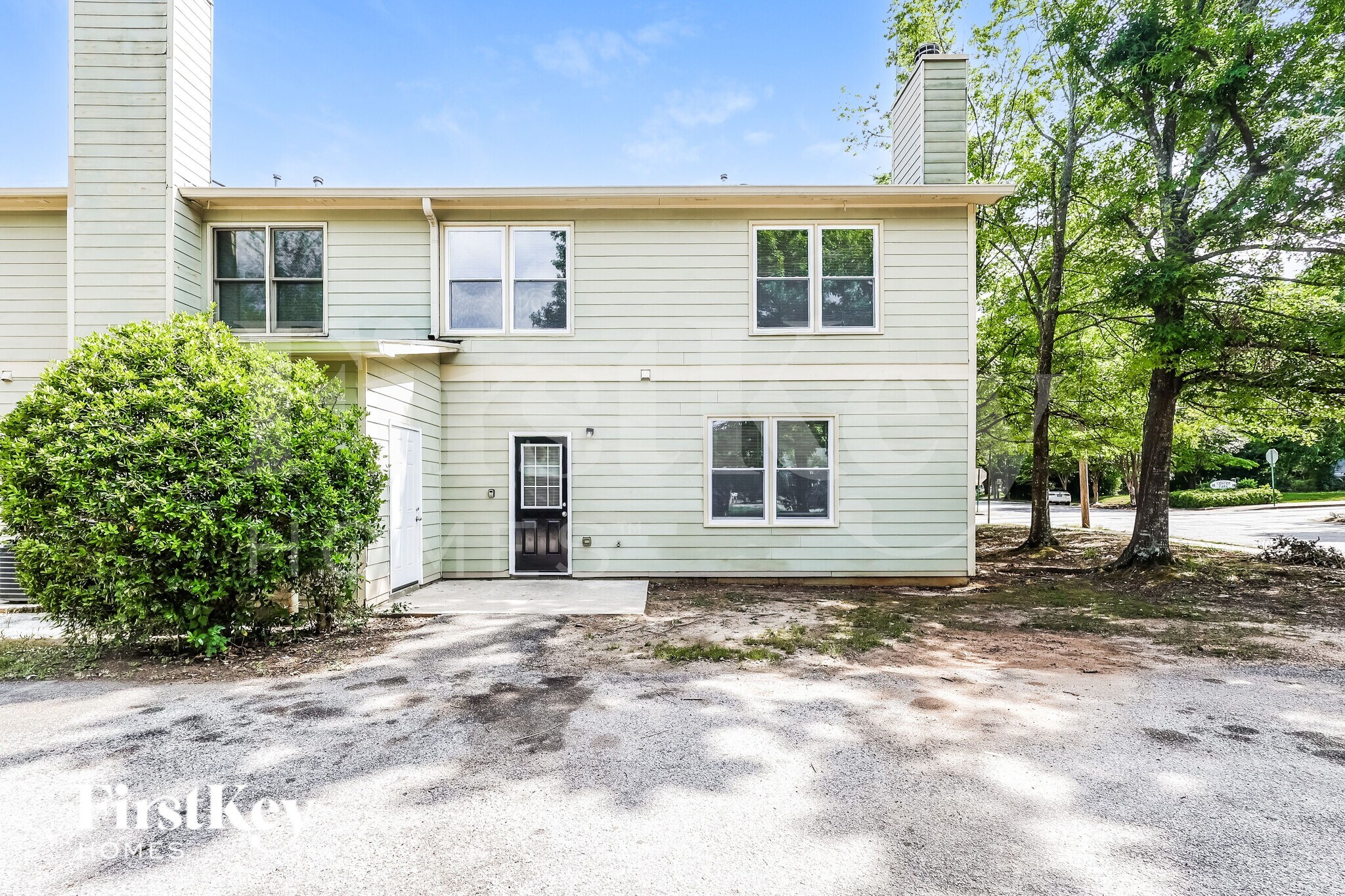 Building Photo - 1717 W Taylor Ave