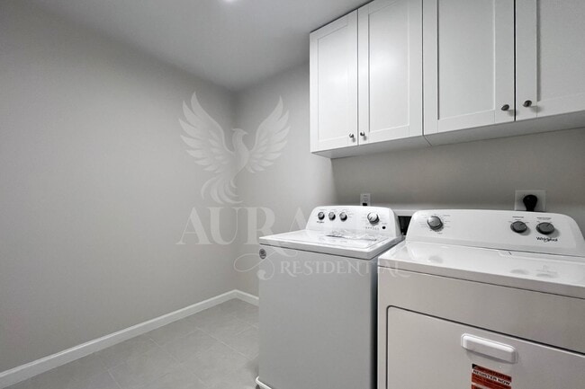 Building Photo - 183 Anise Ln