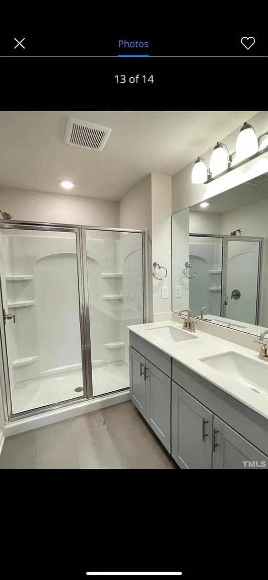 Building Photo - Room in Townhome on Joneshaven Dr