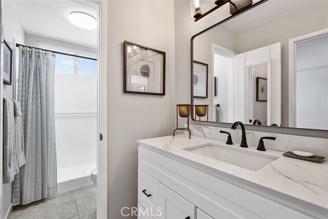 Building Photo - 800 Manhattan Ave