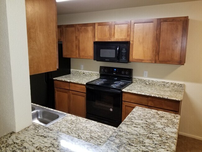 Building Photo - Upgraded West-Flagstaff Condo in the Arbors - 2 Bed, 2 Bath - NO Students & NO Pets! - Avail. NOW!!