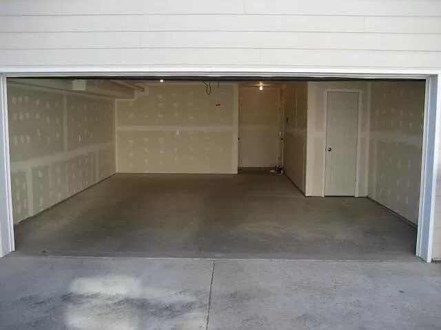 Building Photo - 726 Marion St