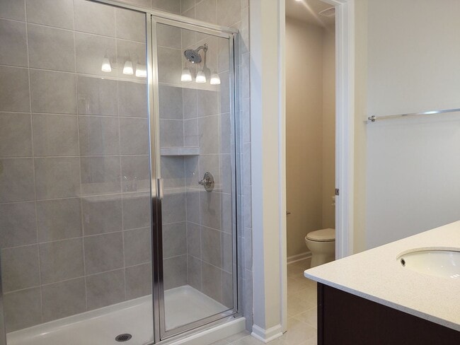 Building Photo - Move-in ready Townhome located in the Perg...