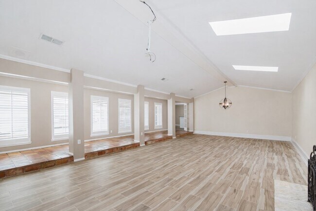 Building Photo - 3306 Haynes Ave