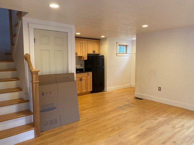 Building Photo - 85 Park St