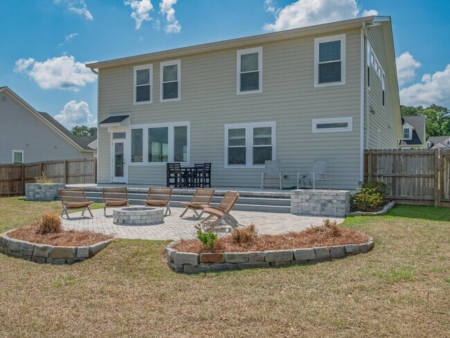 Building Photo - 3836 Ardmore Ln