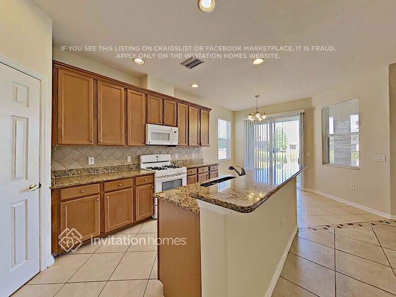 Building Photo - 15671 Lemon Fish Dr
