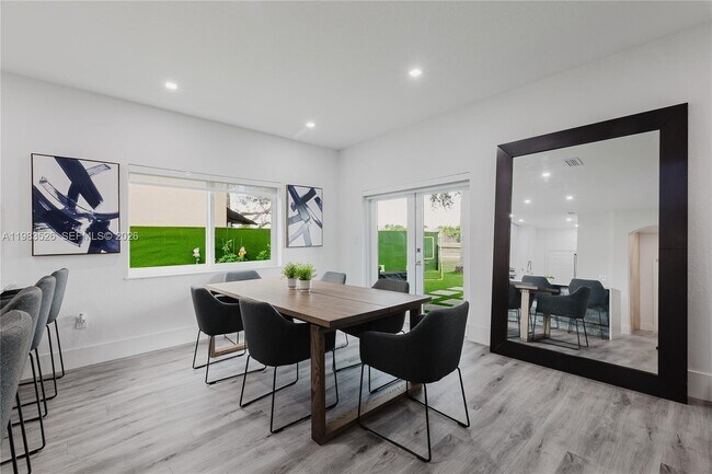 Building Photo - 12735 SW 49th Ct