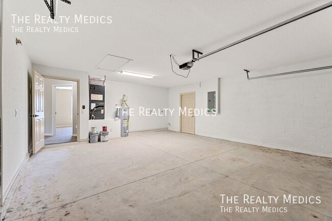 Building Photo - 83 Guava Pass