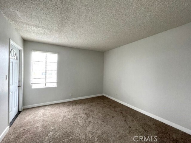 Building Photo - 3500 Linden Ave