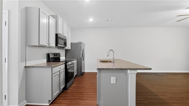 Building Photo - 2350 Mountain Springs Pl
