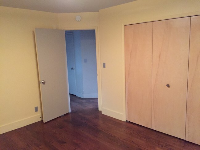 Building Photo - 17389 Gehricke Rd