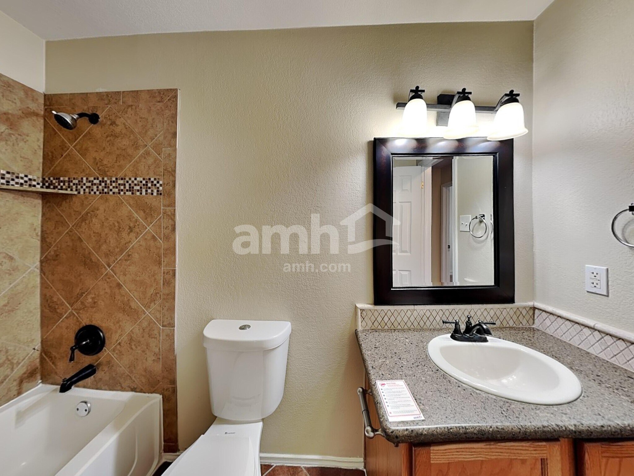 Building Photo - 216 Fall Creek Dr