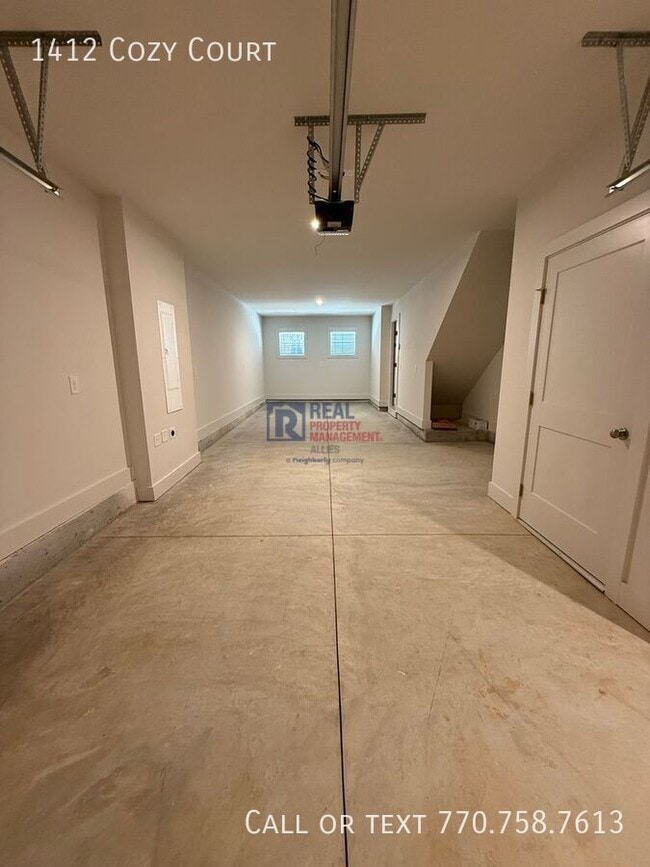 Building Photo - 1412 Cozy Ct. SE