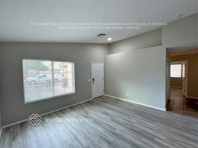 Building Photo - 25841 W Whyman St