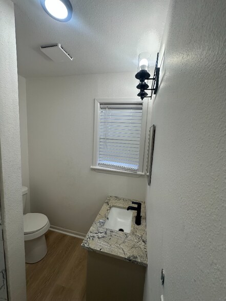 Building Photo - 3930 Brawner Pkwy