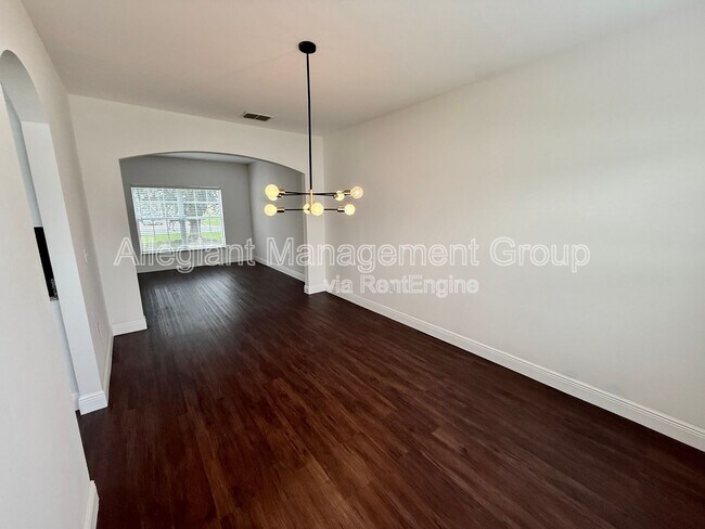 Building Photo - 608 Bluebill Ct