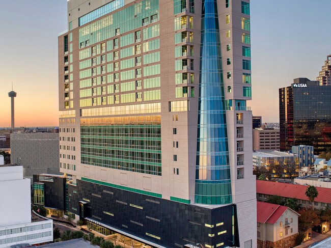 Building Photo - 123 Lexington Ave