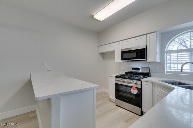 Building Photo - 2251 Wigwam Pkwy