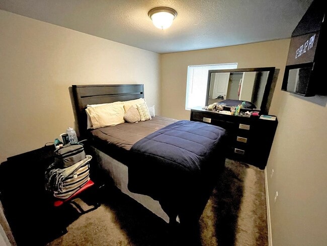 Building Photo - 7870 Bone Crk Pt