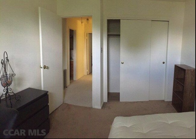 second floor - 1121 W Aaron Dr