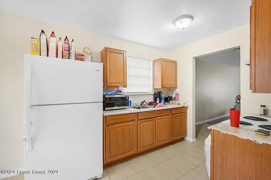 Building Photo - 4487 Barna Ave