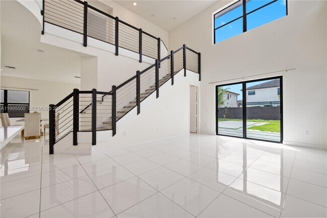 Building Photo - 8836 NW 161st Terrace