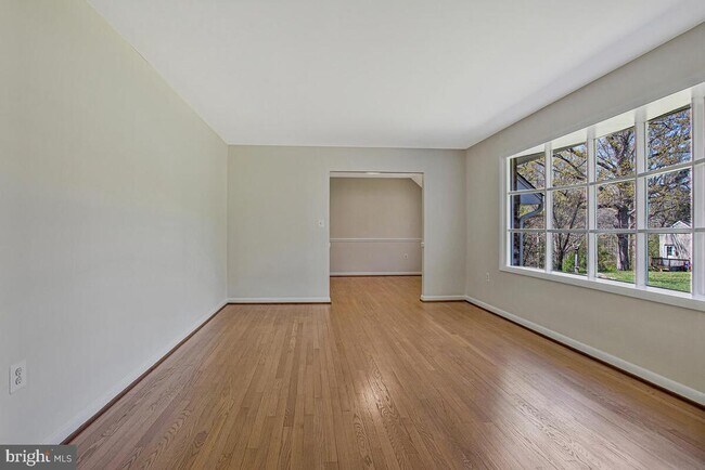 Building Photo - 9685 Howes Rd