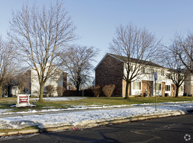 Building Photo - Lexington Village