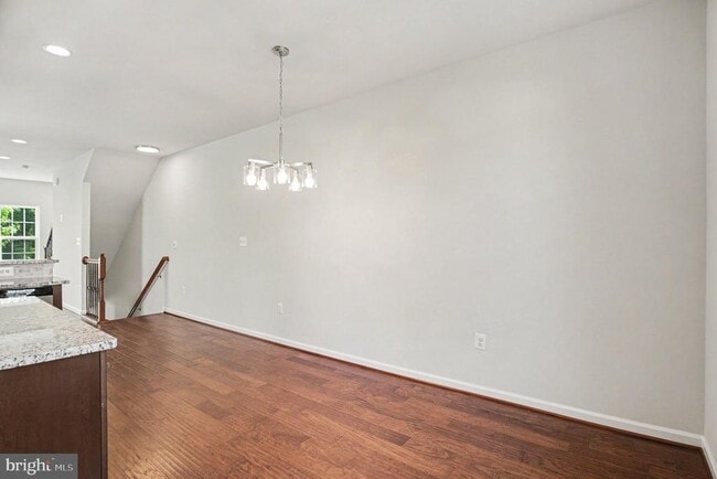 Building Photo - 1643 Dorothy Ln