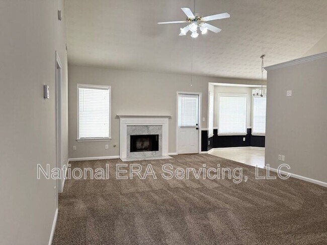 Building Photo - 2034 Elm Grove Ln