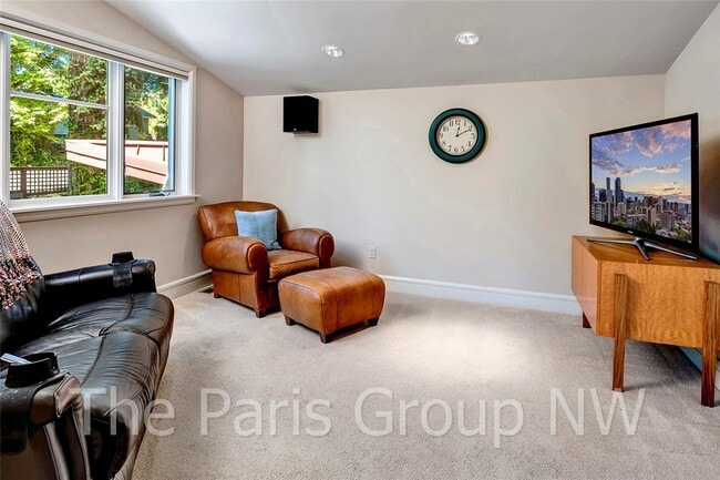 Building Photo - Extraordinary Custom Enatai Home *4min to DT Bellevue *High End Finishes * Central AC *EV Charger