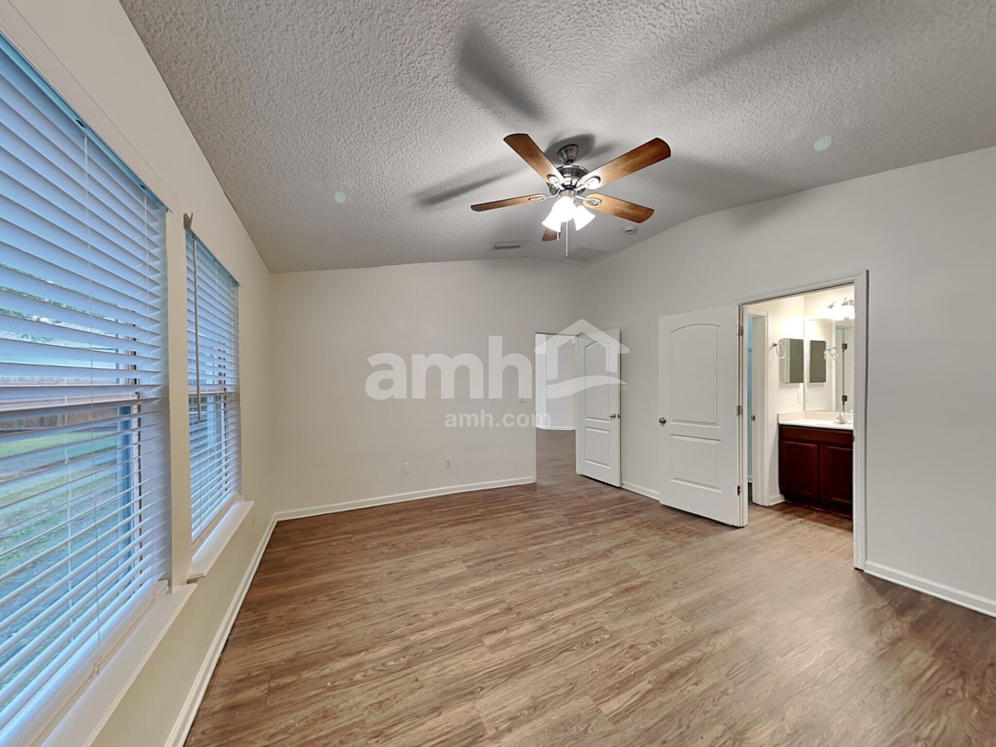 Building Photo - 867 Bonaparte Landing Blvd