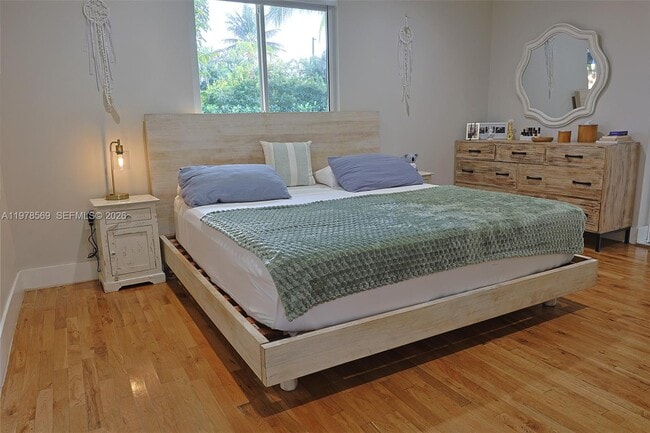 Building Photo - 10804 NW 2nd Ave