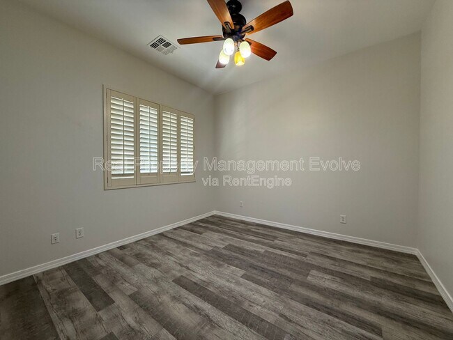Building Photo - 23012 N 38th Pl