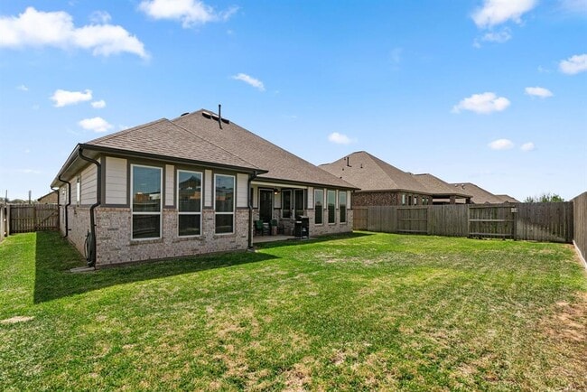 Building Photo - 500 Wild Grv Ln