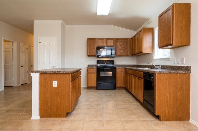 Building Photo - 517 Emma Rose Trail