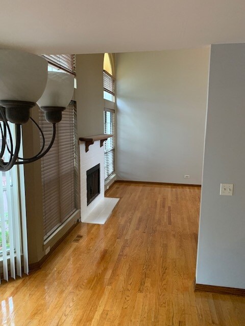 Building Photo - 820 Dracut Ln