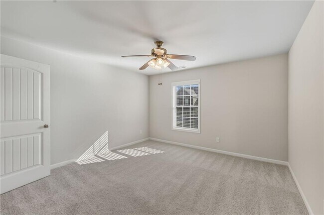 Building Photo - 6496 Crosscreek Ln