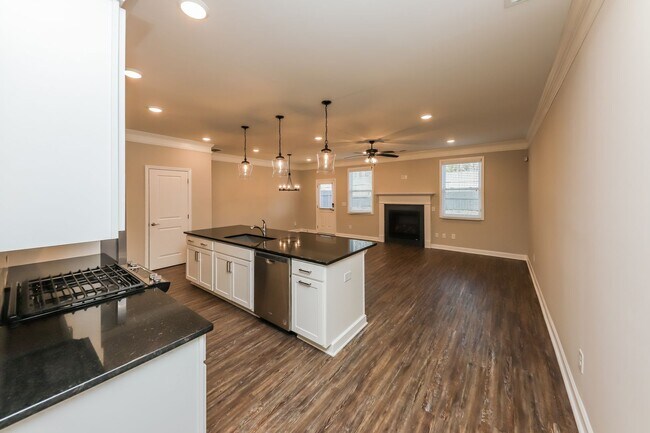 Building Photo - 3604 Silvery Wy