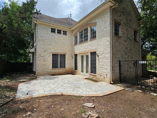 Building Photo - 11301 Taylor Draper Ln