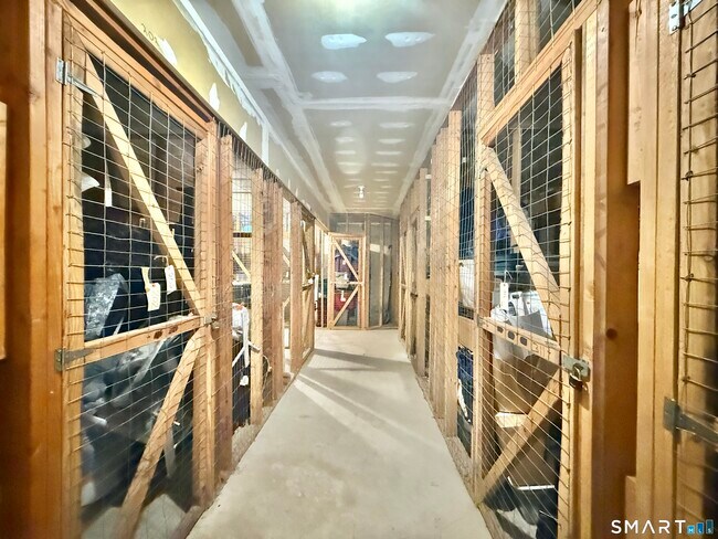 Building Photo - 34 A Padanaram Rd