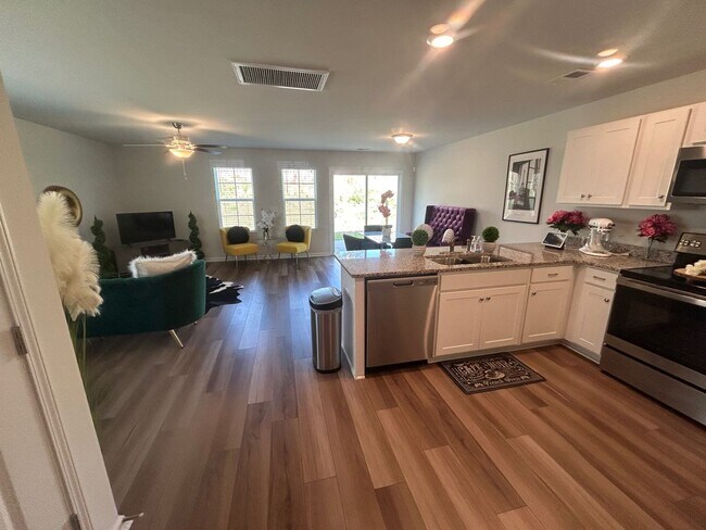 Building Photo - 2769 Prince Charles Ct