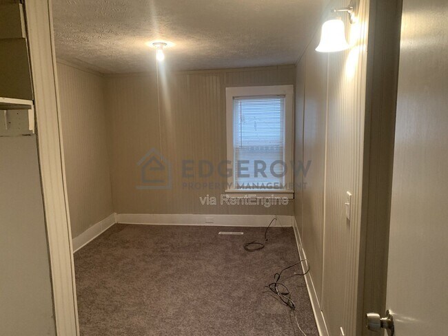 Building Photo - 99 Houston Ave