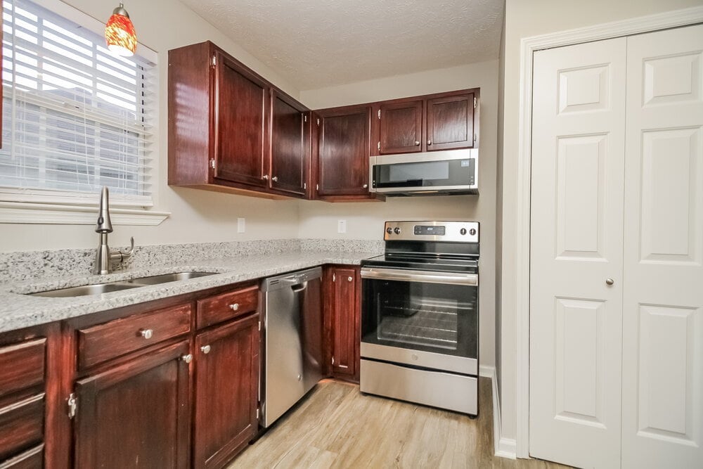 Building Photo - 3920 Calumet Dr
