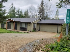 Building Photo - Charming 3-Bed Home in Gated Community with Updated Interiors & Private Yard!